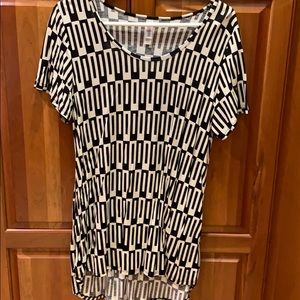 LuLaRoe top.